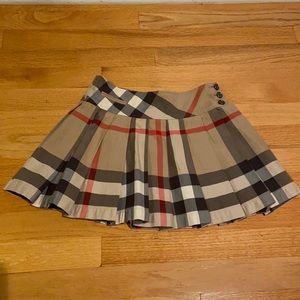 Girls size 8Y Burberry skirt